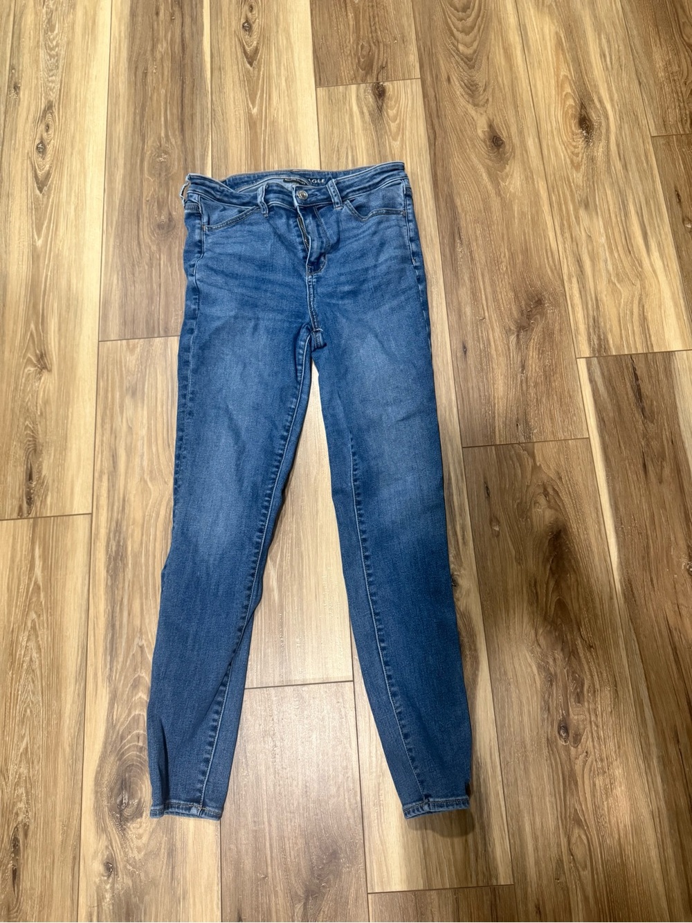 American Eagle Outfitters Slim High-Rise Skinny Jeans - Medium Blue